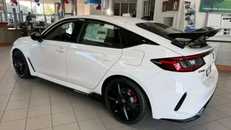 honda-civic-2025