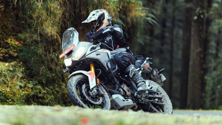 TVS Apache RTX 300 की कीमत में 5,000 रुपये का इजाफा, जानें क्या है नया