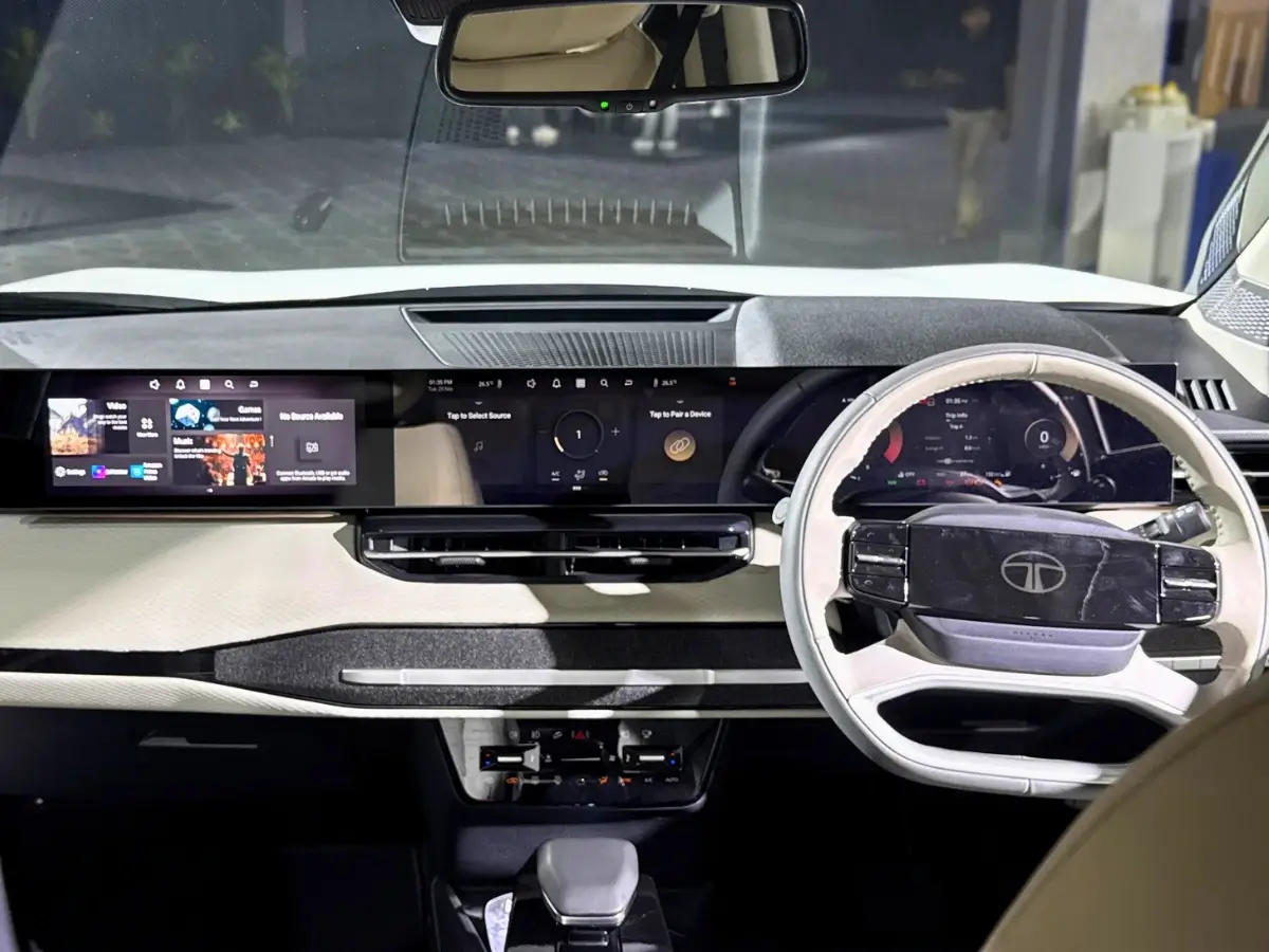 Tata Sierra 2025 लॉन्च: ₹11.49 लाख में 7 धांसू वैरिएंट्स और AWD का प्लान