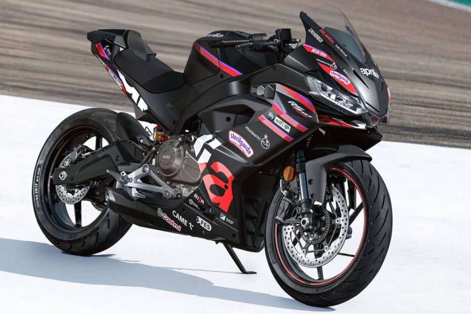 Aprilia RS 457 GP Replica और Vespa Scooters का धमाकेदार आगाज़ 2025 EICMA में