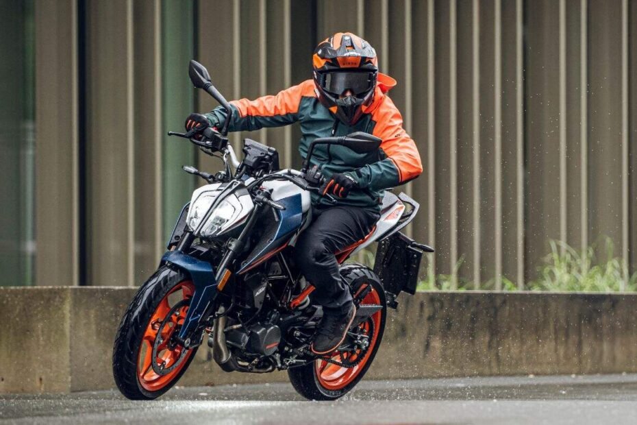 Bajaj ने KTM में 74.9% हिस्सेदारी खरीदी – भारतीय ब्रांड के लिए क्या मायने रखता है?