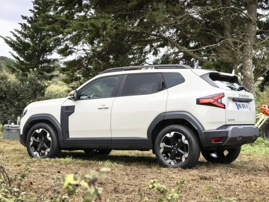 2026 Renault Duster का टेस्टिंग चल रहा है: जानें कीमत, फीचर्स और लॉन्च डेट