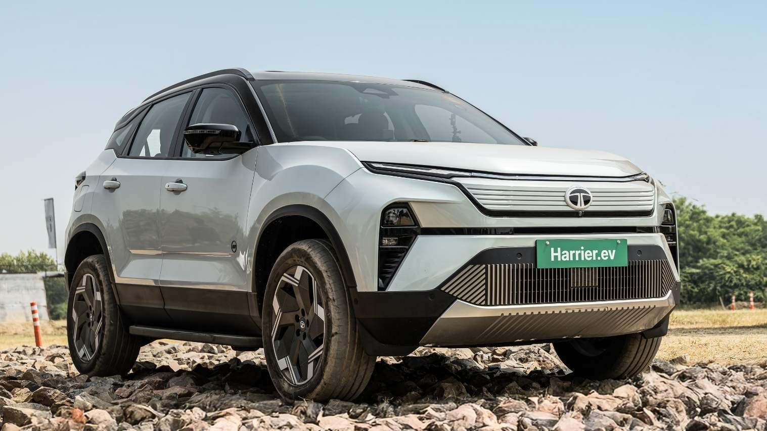 टाटा EV पर अक्टूबर 2025 में ₹1.90 लाख तक की छूट: जानें 5 महत्वपूर्ण बातें