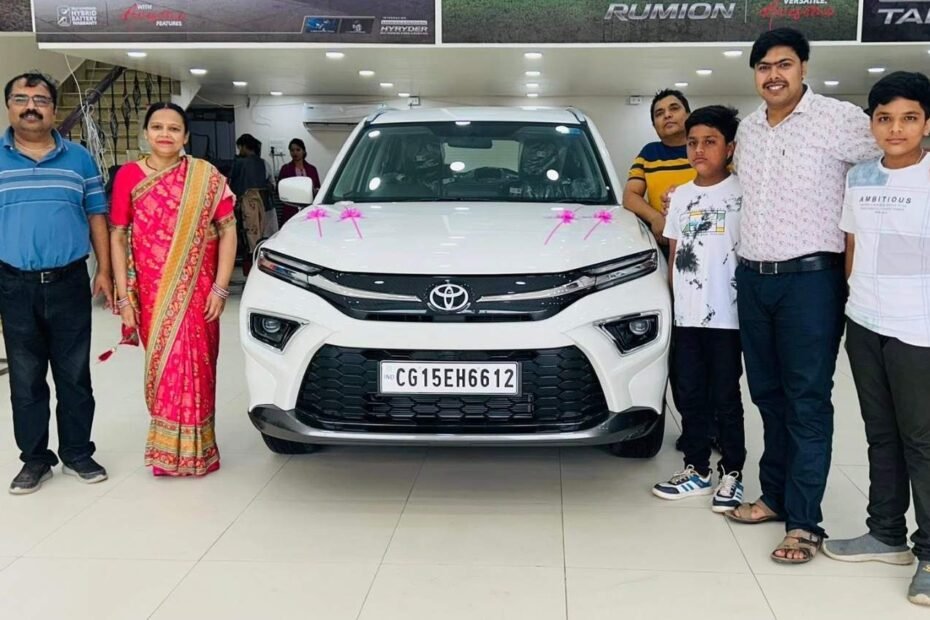 Toyota की बिक्री अक्टूबर 2025 में: Innova, Hyryder, Taisor और Fortuner के आंकड़े