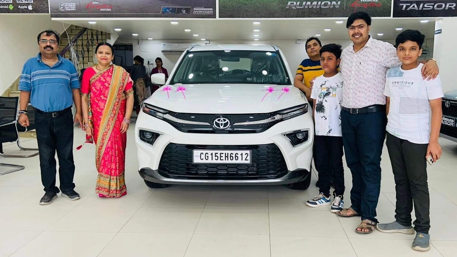 Toyota की बिक्री अक्टूबर 2025 में: Innova, Hyryder, Taisor और Fortuner के आंकड़े