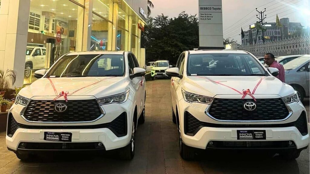 Toyota की अक्टूबर 2025 में 43,000 यूनिट्स की बिक्री: त्योहारों का प्रभाव