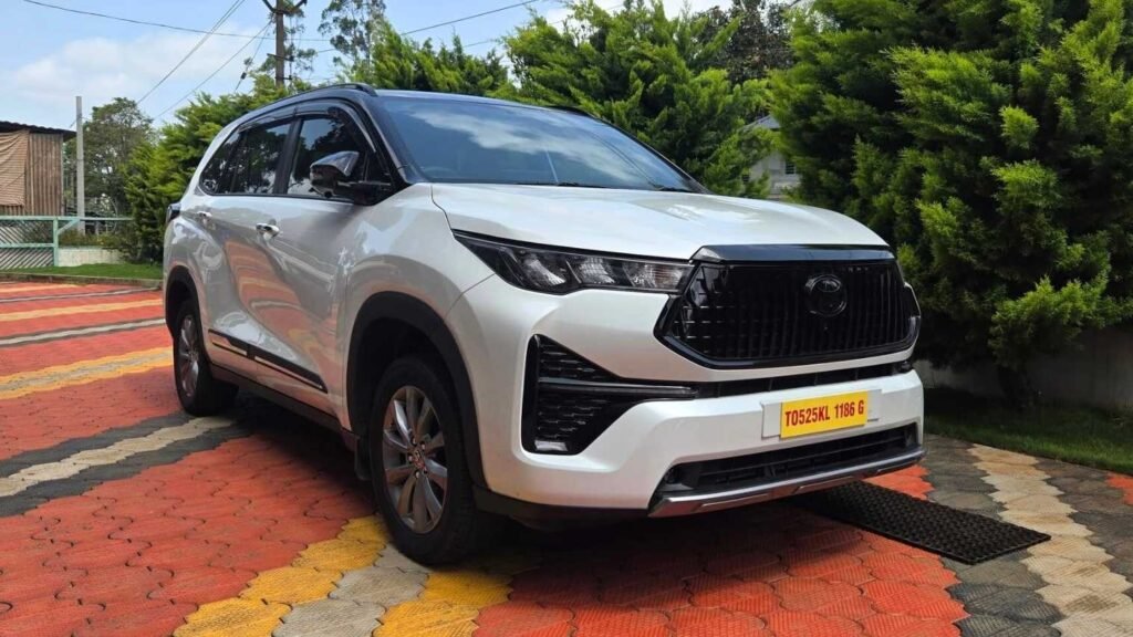 Top 10 7-Seaters in October 2025: Ertiga, Bolero, Innova & More