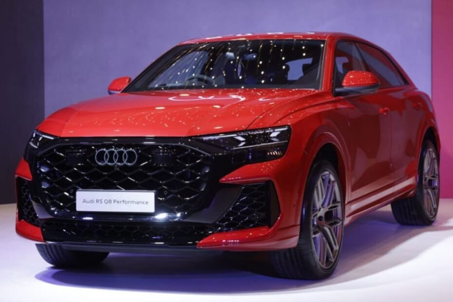 2025 में लग्जरी कारों की बिक्री में गिरावट, लेकिन अगले साल सुधार की उम्मीद