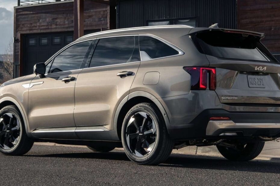 Kia Sorento 7-Seater SUV 2026 में लॉन्च, क्या हैं इसकी खासियतें और कीमत?